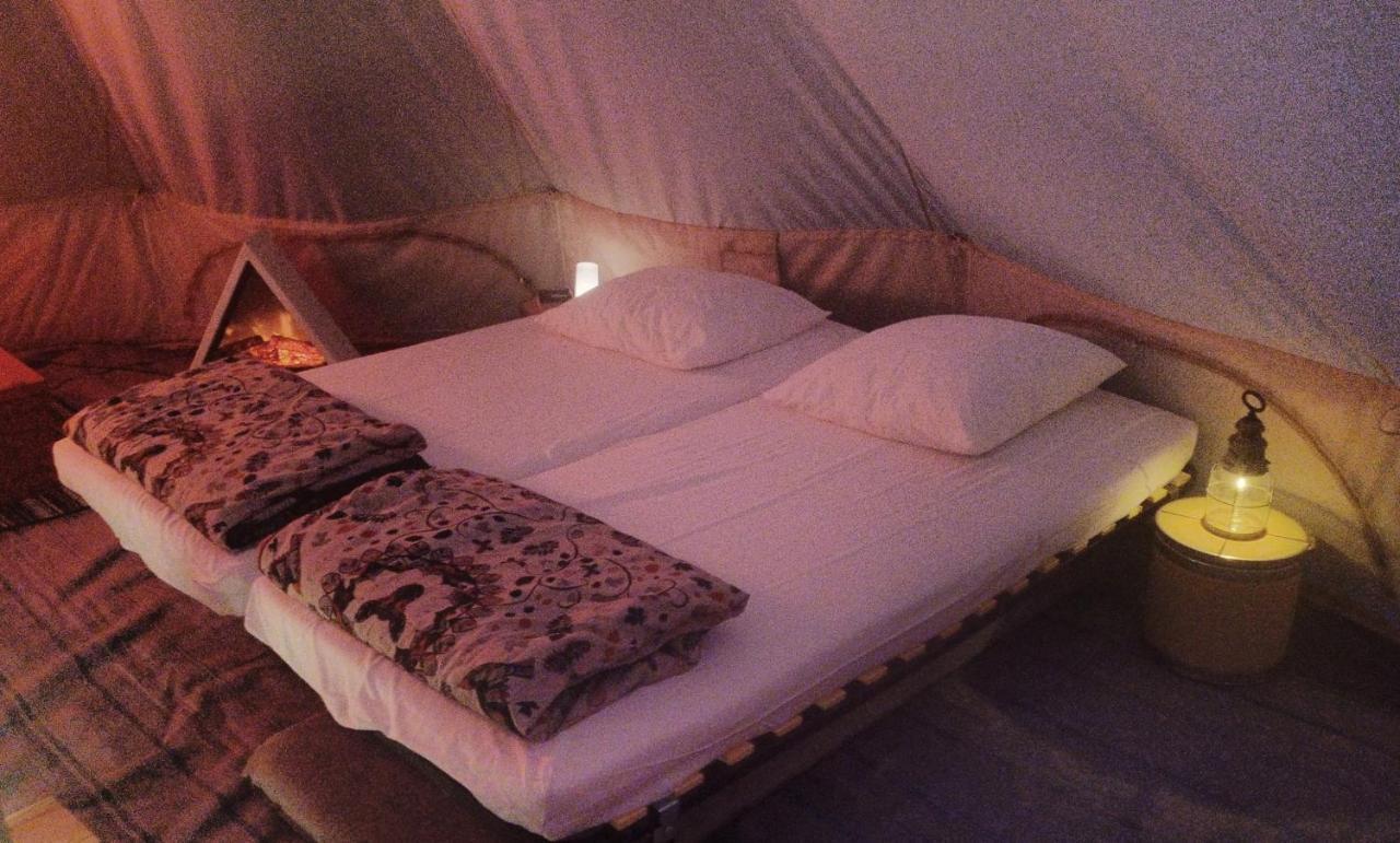 Hotel Atypik Nomad Recoubeau-Jansac Esterno foto