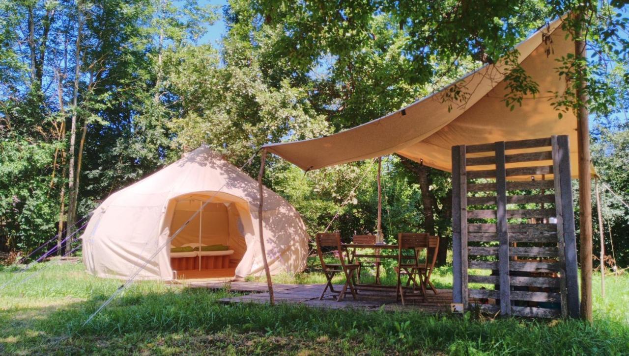Hotel Atypik Nomad Recoubeau-Jansac Esterno foto