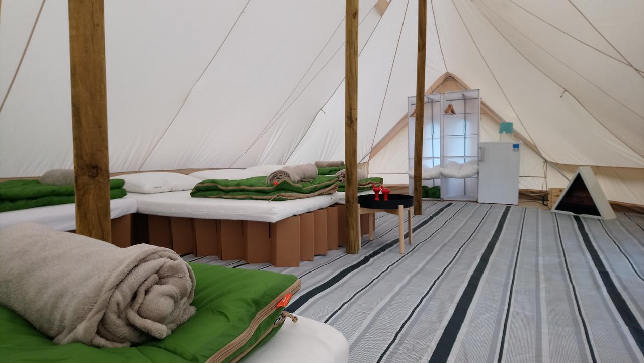 Hotel Atypik Nomad Recoubeau-Jansac Esterno foto